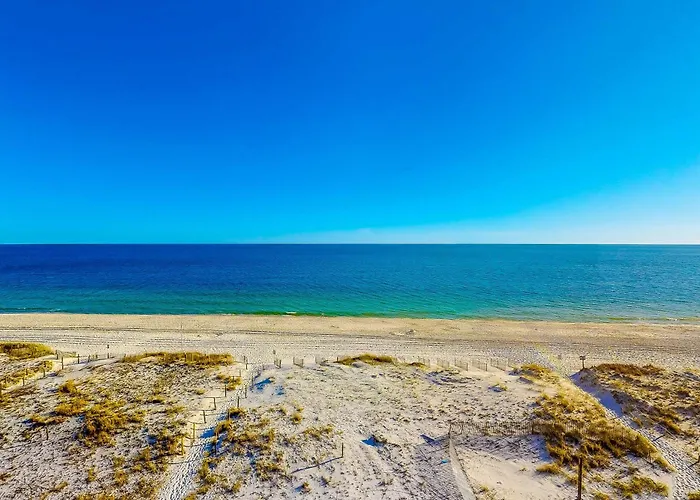 Beachfront With Shared Outdoor Pool Ac Private Balcony Views Wifi Holiday home *