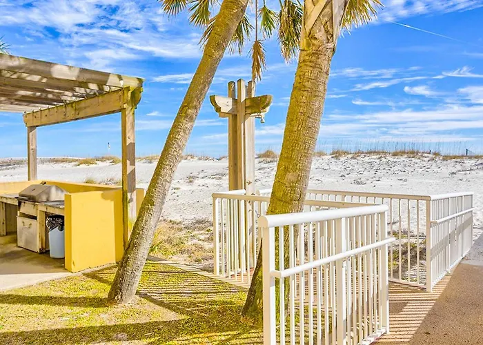 Holiday home Beachfront With Shared Outdoor Pool Ac Private Balcony Views Wifi
